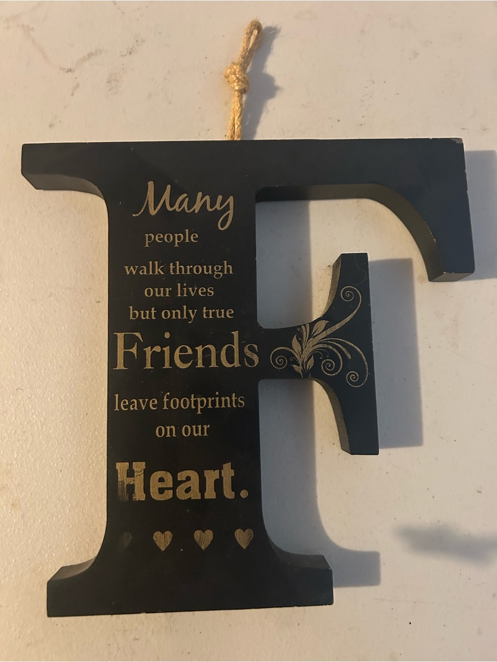 Black & Gold 'Friends' Wall Letter F – Inspirational Home Decor